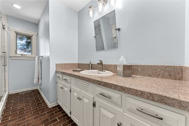 15399 Putman Road, Rogers, AR 72756