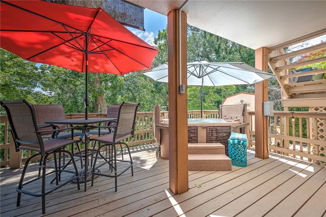 15399 Putman Road, Rogers, AR 72756
