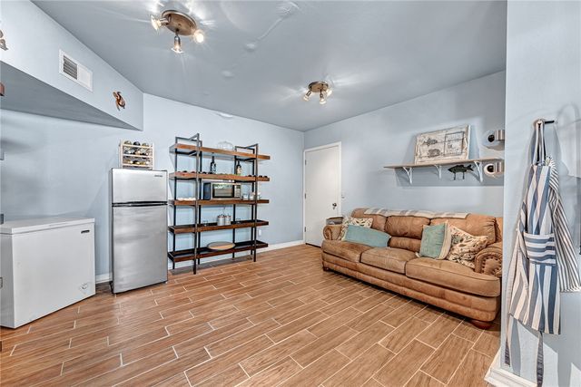 15399 Putman Road, Rogers, AR 72756