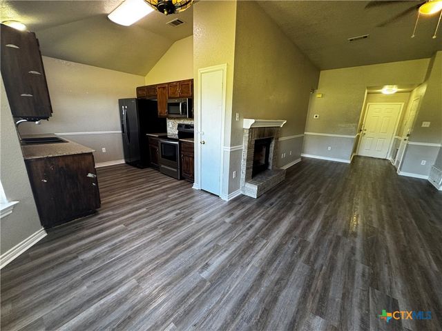 397 County Road 3367, Kempner, TX 76539