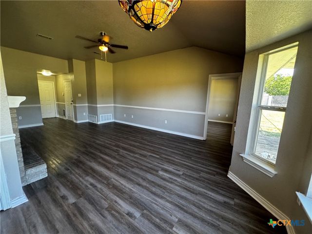 397 County Road 3367, Kempner, TX 76539