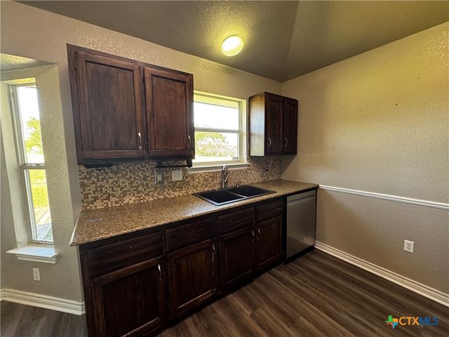 397 County Road 3367, Kempner, TX 76539