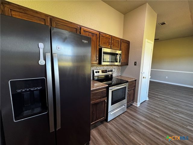 397 County Road 3367, Kempner, TX 76539