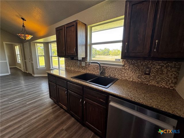 397 County Road 3367, Kempner, TX 76539