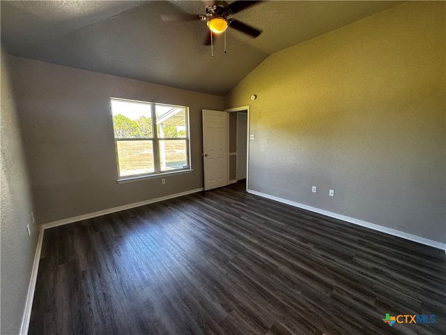 397 County Road 3367, Kempner, TX 76539