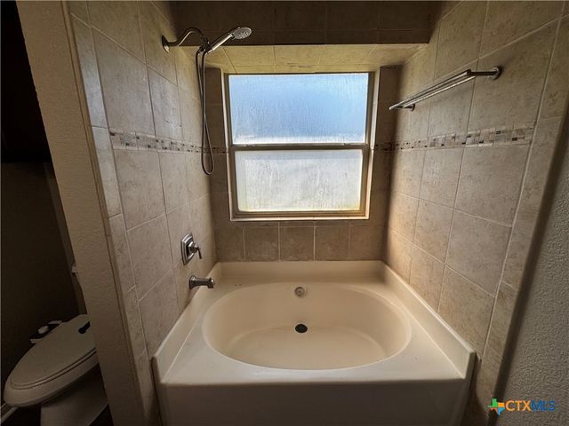 397 County Road 3367, Kempner, TX 76539