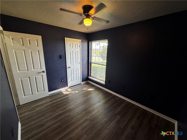 397 County Road 3367, Kempner, TX 76539