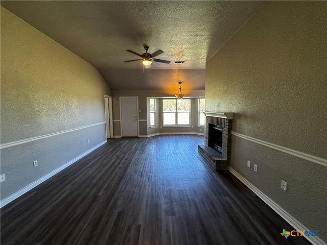 397 County Road 3367, Kempner, TX 76539