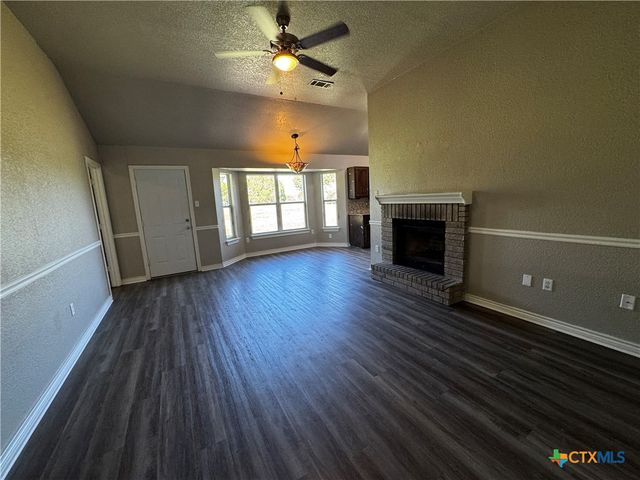 397 County Road 3367, Kempner, TX 76539