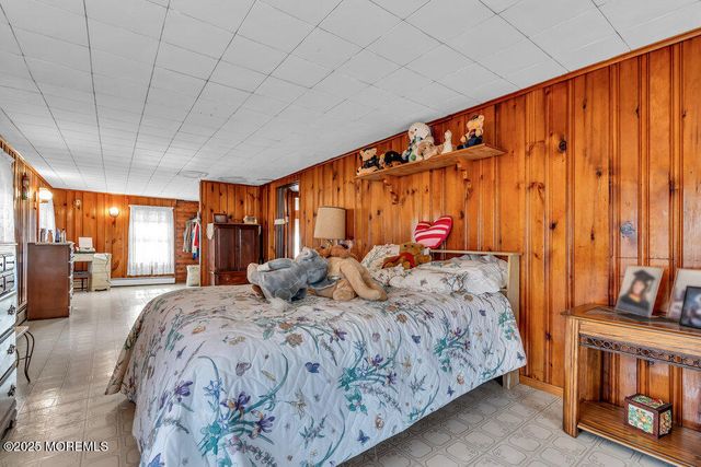 18 Maple Avenue, Eatontown, NJ 07724