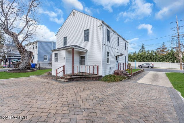 18 Maple Avenue, Eatontown, NJ 07724