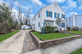 18 Maple Avenue, Eatontown, NJ 07724