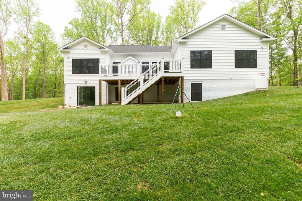 5879 HARDWICK CT, Hughesville, MD 20637