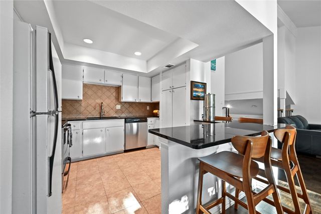 1821 Westlake DR 109, Austin, TX 78746