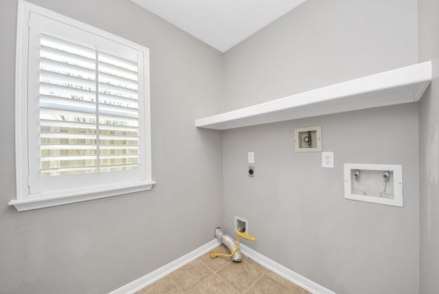 34 E Gaslight Place, The Woodlands, TX 77382