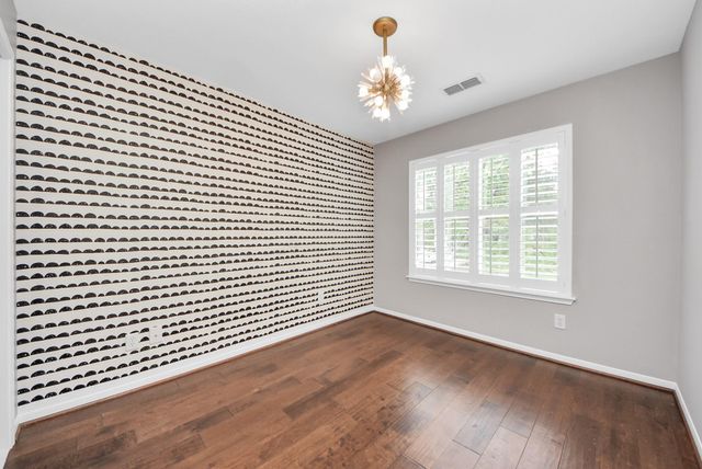 34 E Gaslight Place, The Woodlands, TX 77382