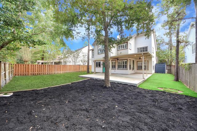 34 E Gaslight Place, The Woodlands, TX 77382