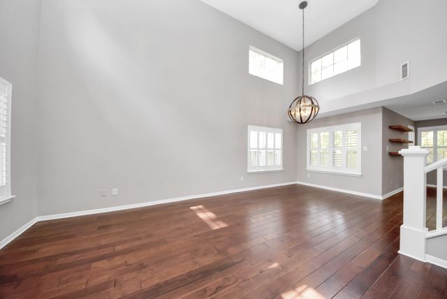 34 E Gaslight Place, The Woodlands, TX 77382