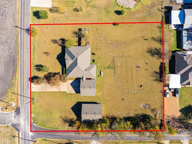 14184 County Road 489, Nevada, TX 75173