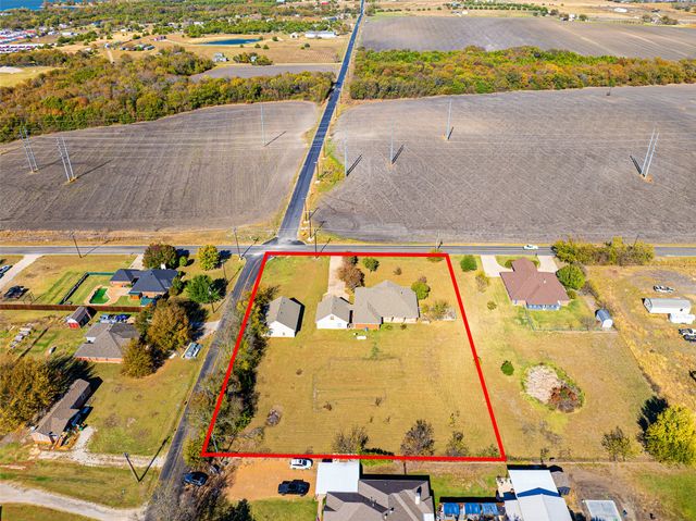 14184 County Road 489, Nevada, TX 75173