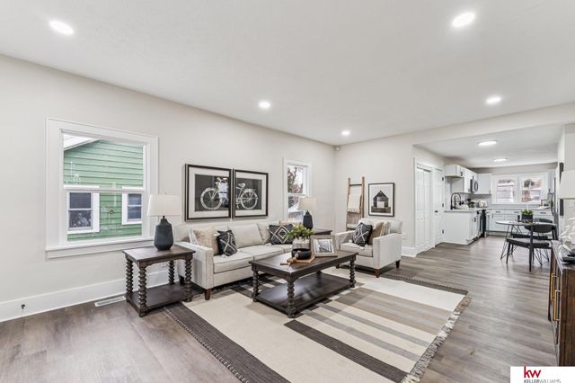 2028 N 65th Avenue, Omaha, NE 68104