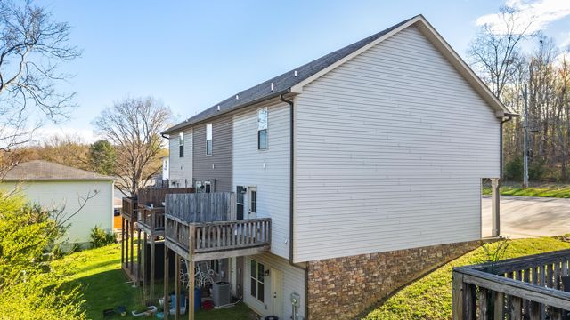 1344 Weeks Drive NE, Cleveland, TN 37312