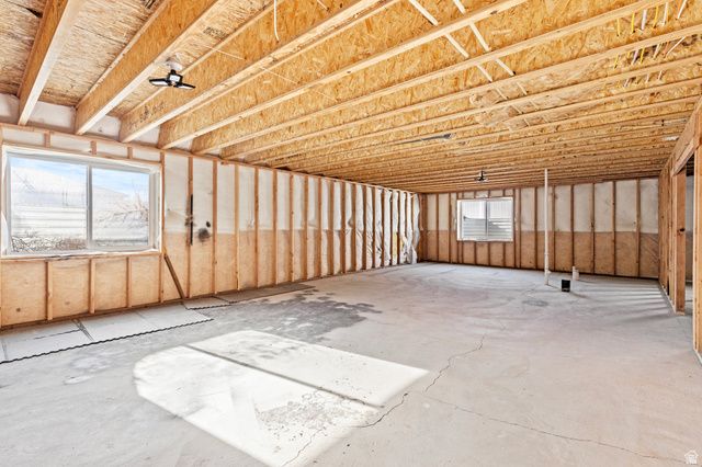 1274 E 480 S, Hyrum, UT 84319