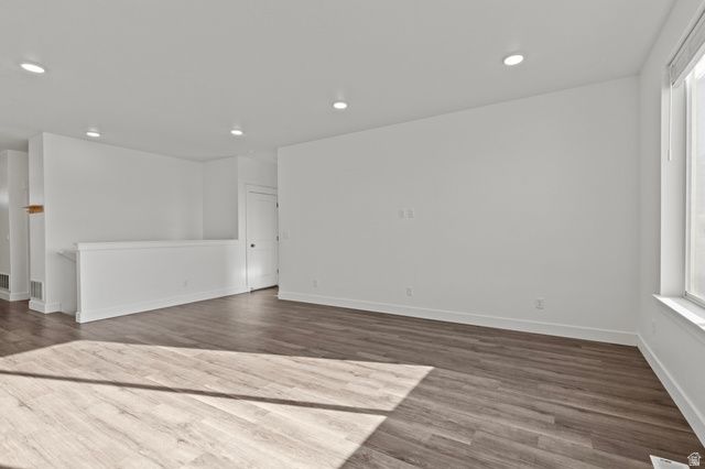 1274 E 480 S, Hyrum, UT 84319