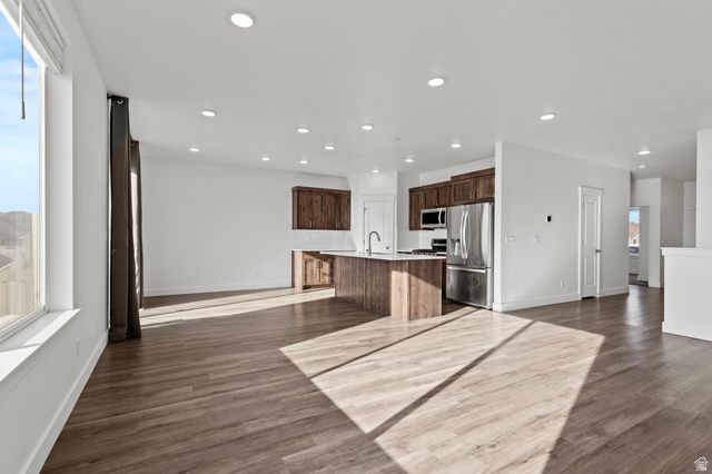 1274 E 480 S, Hyrum, UT 84319