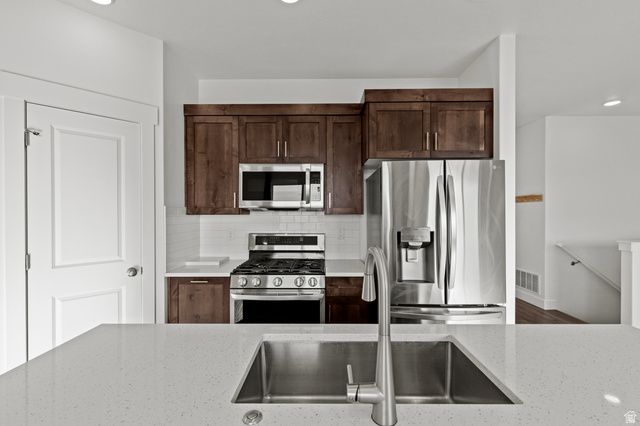 1274 E 480 S, Hyrum, UT 84319