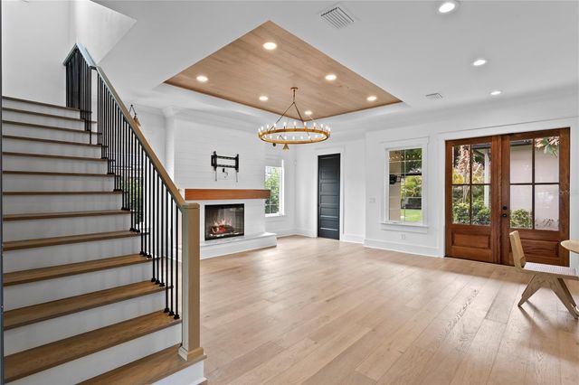 2503 N GLENWOOD DRIVE, Tampa, FL 33602