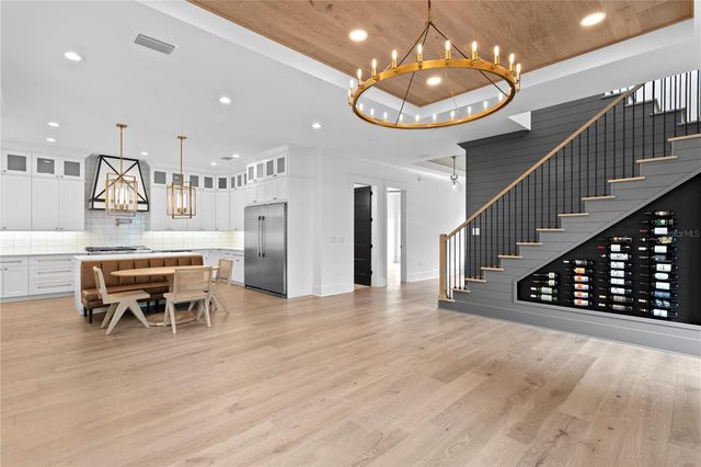 2503 N GLENWOOD DRIVE, Tampa, FL 33602