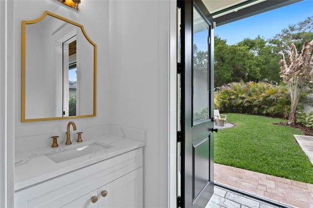 2503 N GLENWOOD DRIVE, Tampa, FL 33602