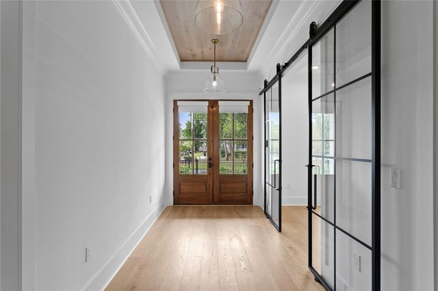 2503 N GLENWOOD DRIVE, Tampa, FL 33602