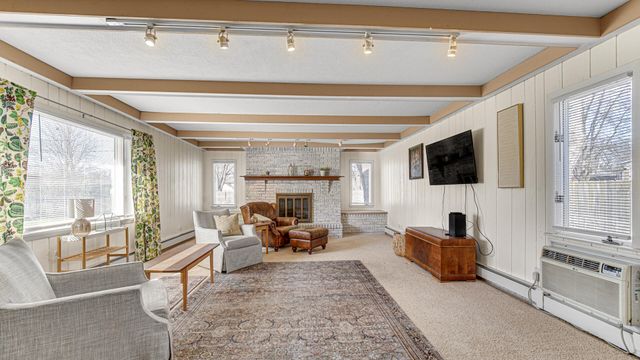 9030 Orchard Drive, Highland, IN 46322