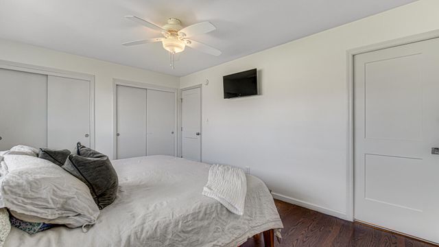 9030 Orchard Drive, Highland, IN 46322