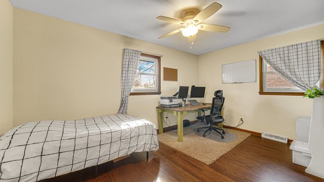 9030 Orchard Drive, Highland, IN 46322