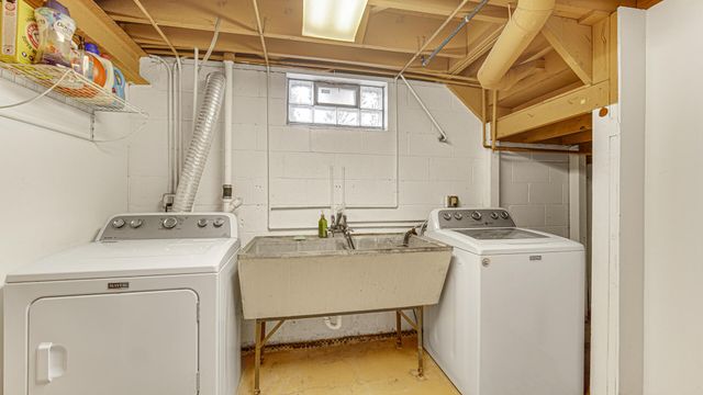 9030 Orchard Drive, Highland, IN 46322