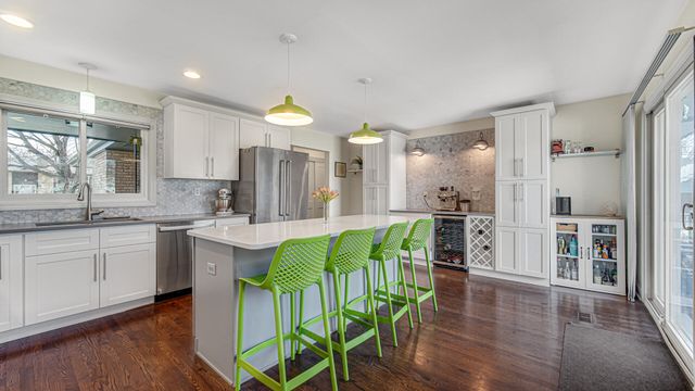 9030 Orchard Drive, Highland, IN 46322