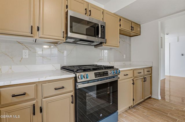 5741 LAUREL CLARK Lane, El Paso, TX 79934