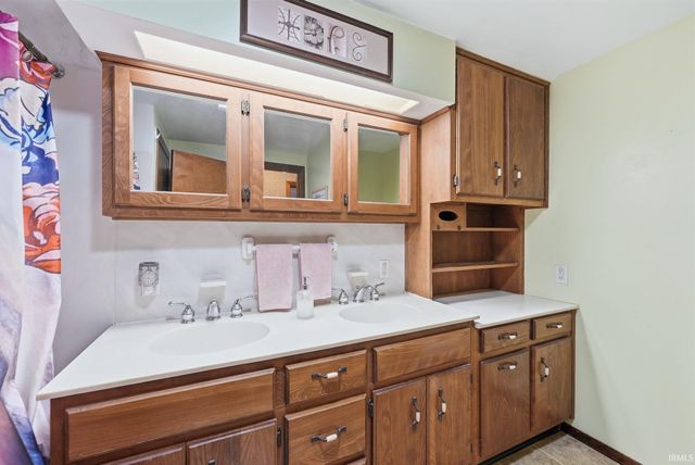 2603 Merivale Street, Fort Wayne, IN 46805