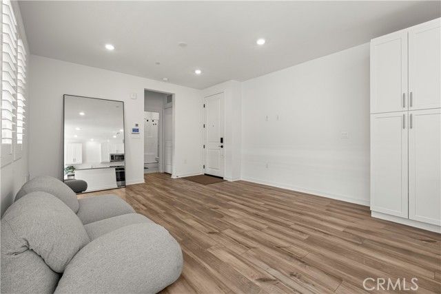 6123 Valentina Way 303, Eastvale, CA 92880