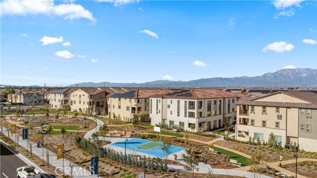 6123 Valentina Way 303, Eastvale, CA 92880