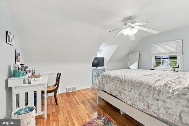 3315 RODNEY DR, Newtown Square, PA 19073