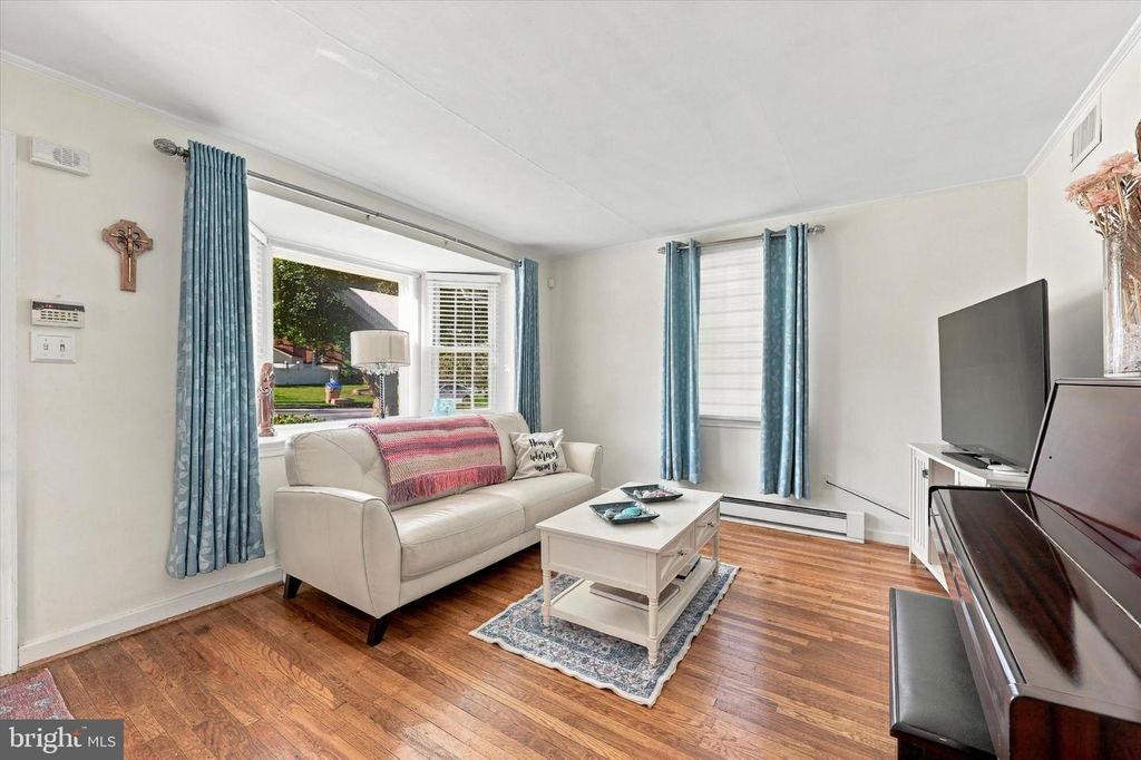 3315 RODNEY DR, NEWTOWN SQUARE, PA 19073 — photo 3