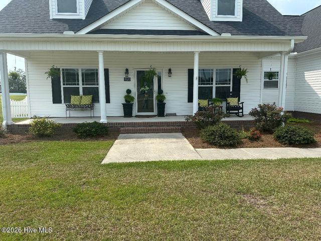 3920 Ayden Golf Club Road, Ayden, NC 28513