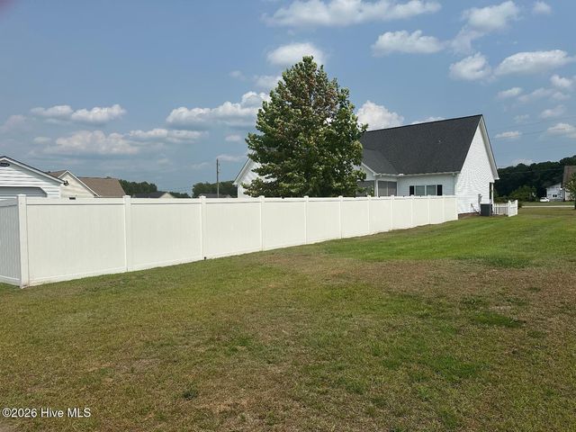 3920 Ayden Golf Club Road, Ayden, NC 28513