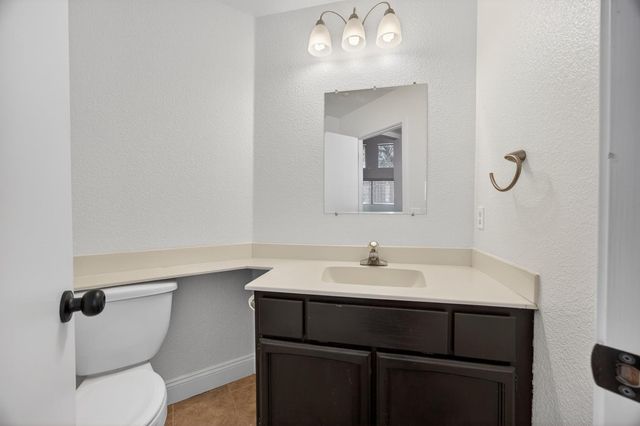 9050 Duovo Way, Elk Grove, CA 95758