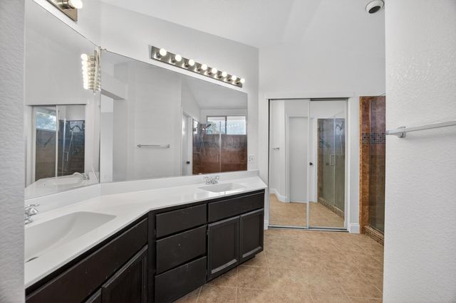 9050 Duovo Way, Elk Grove, CA 95758