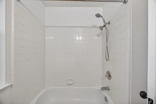 9050 Duovo Way, Elk Grove, CA 95758